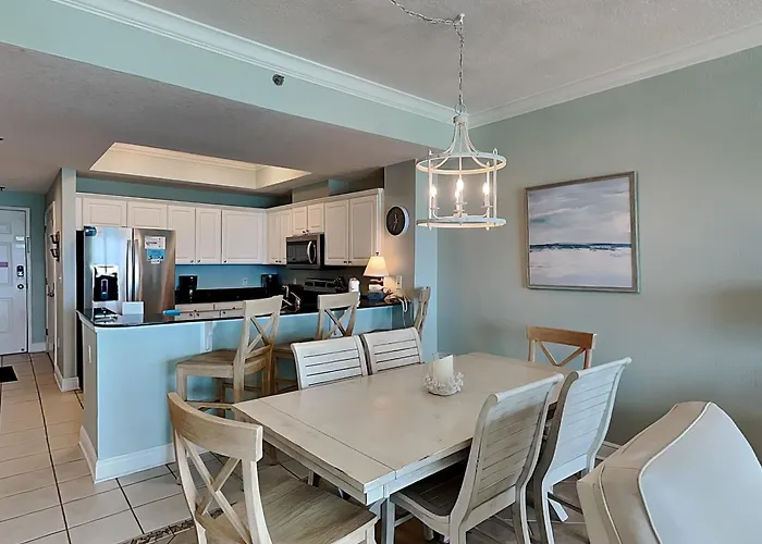 Apartment Crystal Shores West #304