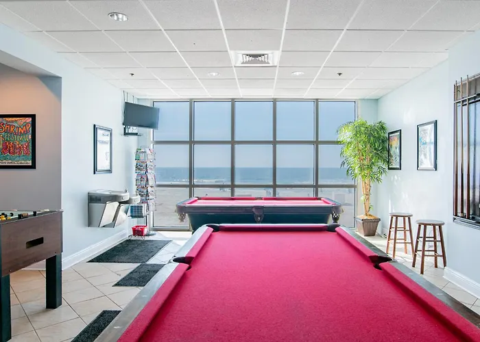Apartment Crystal Shores West #304