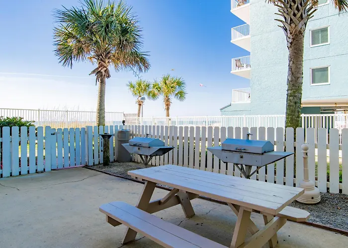 Crystal Shores West #304 Apartment *